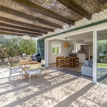 Ginesta Вилла *